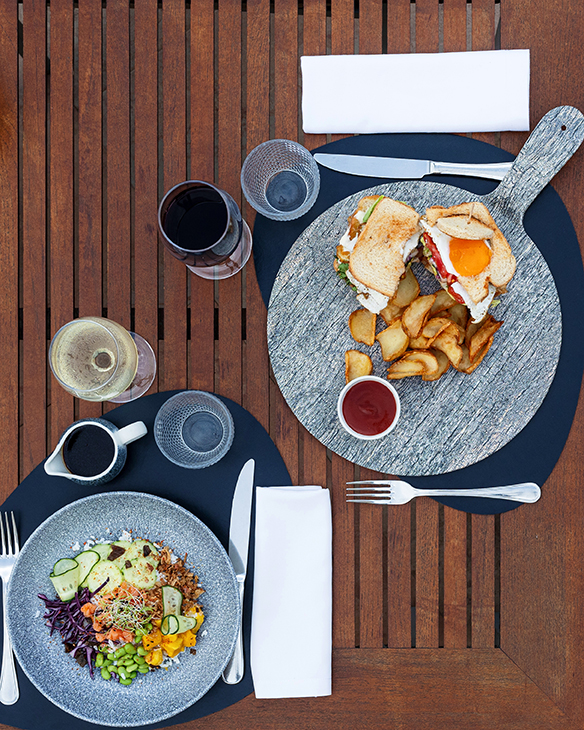 016_alta_senatoráguilas Terraza.jpg